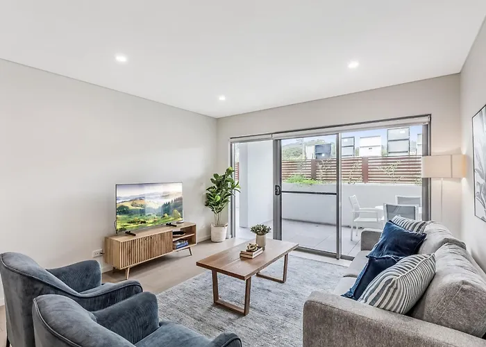 Ground Floor Spacious Home In Kiama\'S Heart
